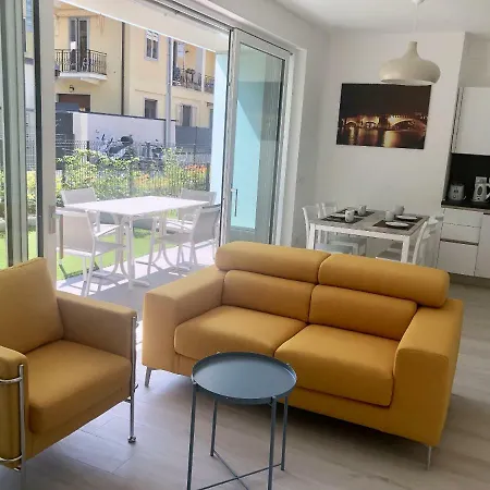 Terre Scaligere With Pool Apartament Torri Del Benaco
